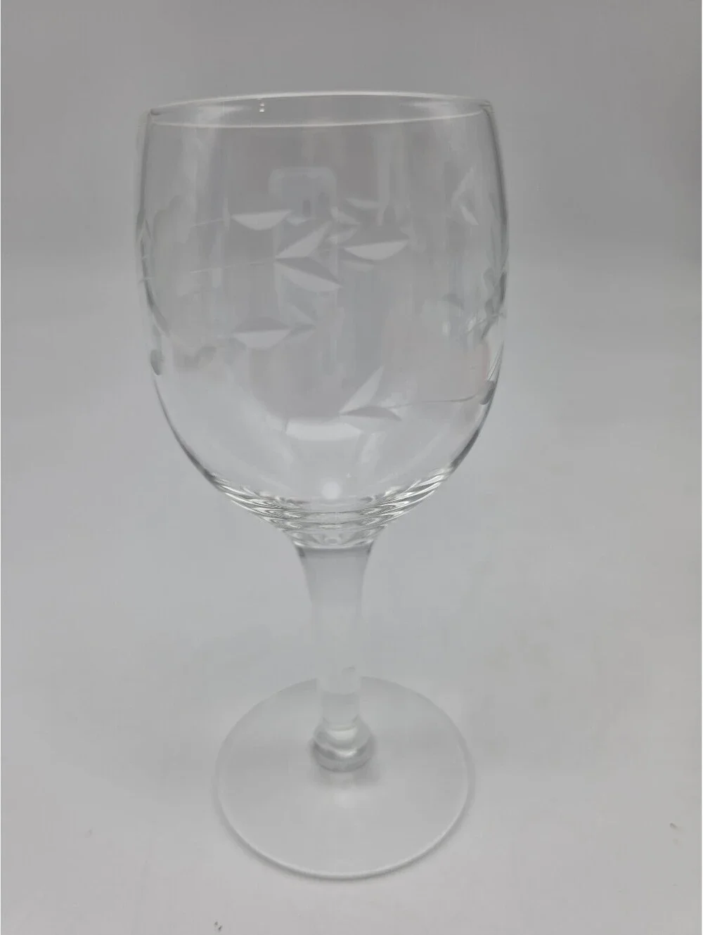 Set of 6 Princess House Clear Etched Red Wine Glasses with Leaf Pattern